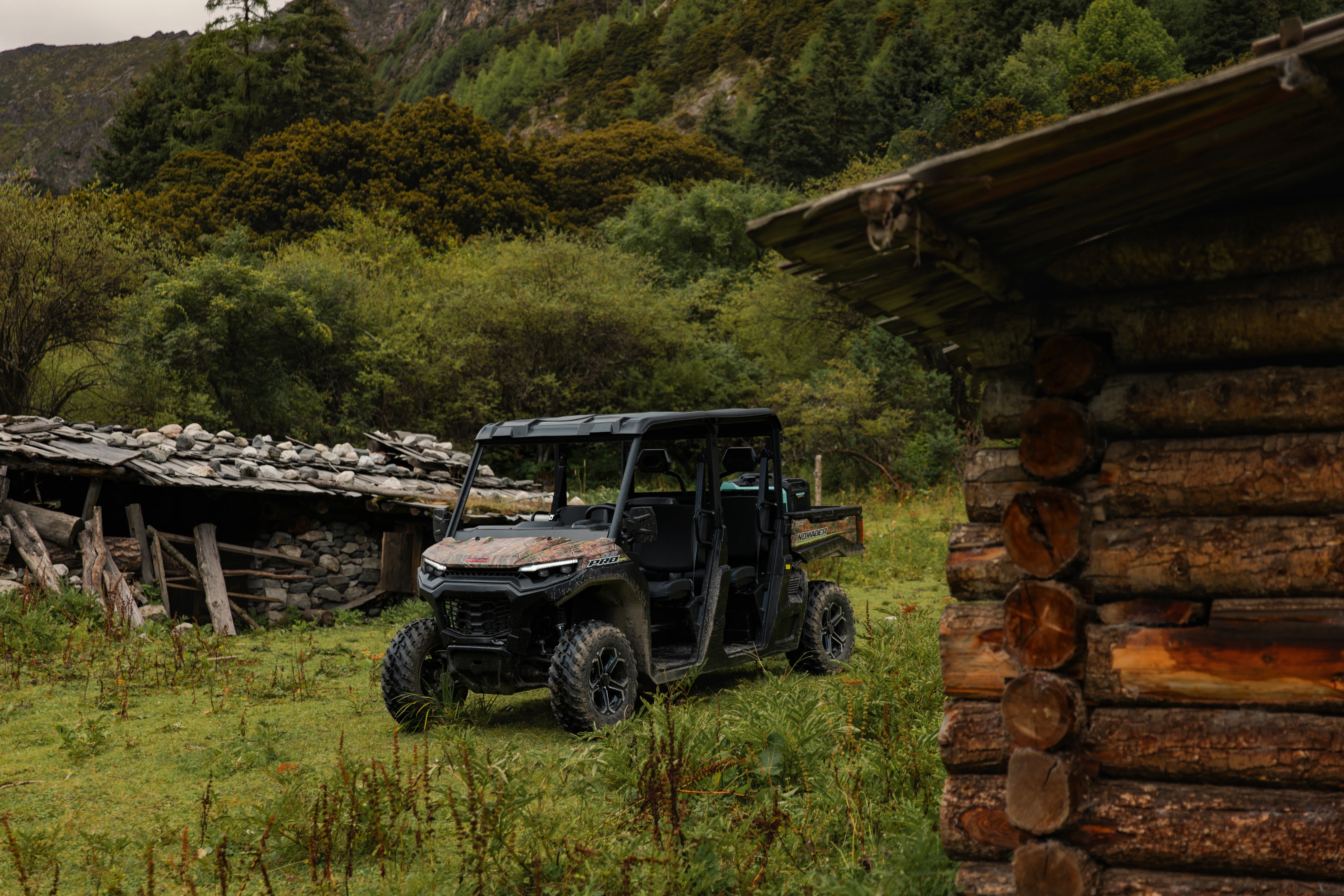 COMMAND THE WILD 
MASTER EVERY MISSION